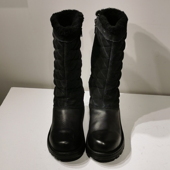 Chaco Boots Women's Arbora Black Distressed Leather Suede Zip Up Winter - Picture 1 of 10